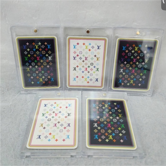 ♥️♣️Louis Vuitton♠️♦️WHITE MURAKAMI Collector’s Single Playing Card - 2 ♦️ - Picture 5 of 15
